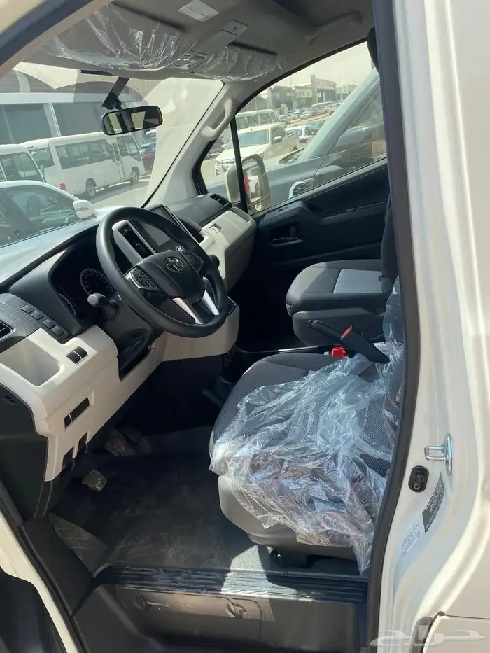 باص تويوتا هايس بنزين سقف مرتفع 13 راكب 2026 10