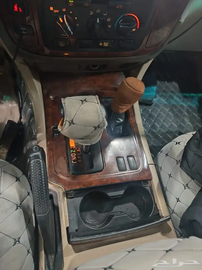 للبيع سيارة لاند كروزر موديل 1998 قير اتوماتيك فتحة سقف زجا 1