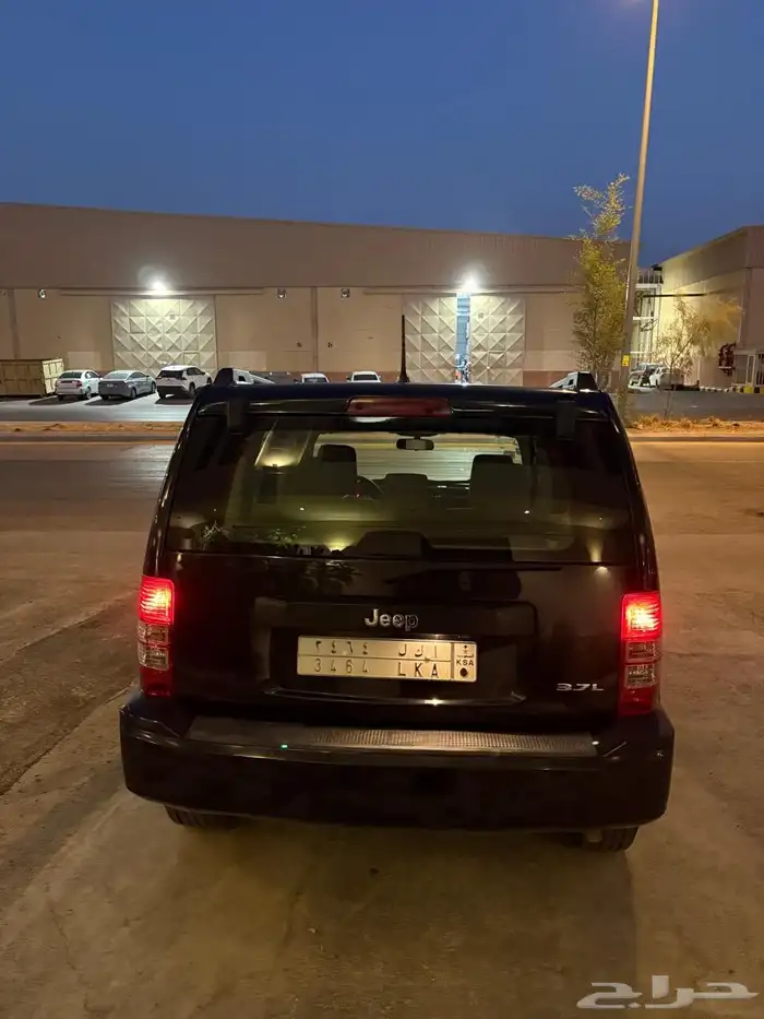 جيب سبورت شروكي ليبرتي 3