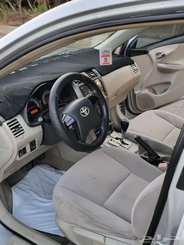 تويوتا كورولا 2011 فل كامل 6