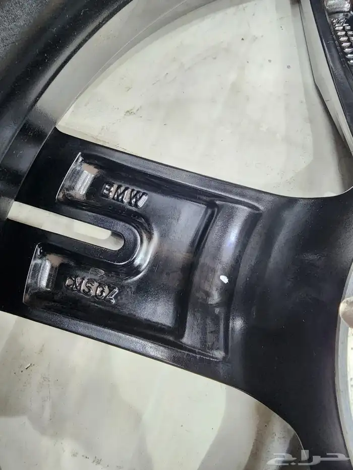 جنوط بي إم دبليو الفئه الثاله اصلي وكالة مقاس 18 موديل 2024 7