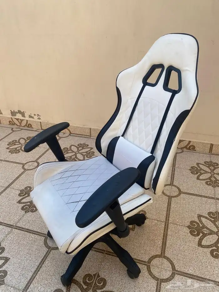 كراسي قيمنق للبيع 0