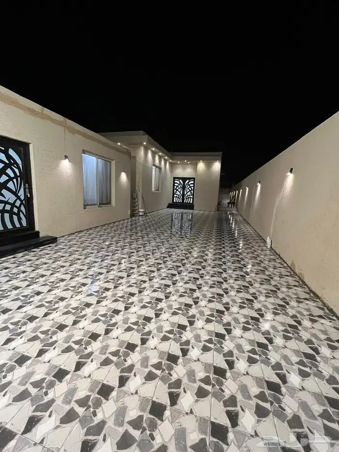 مبلط سيراميك وبورسلان ورخام وانترلوك 0