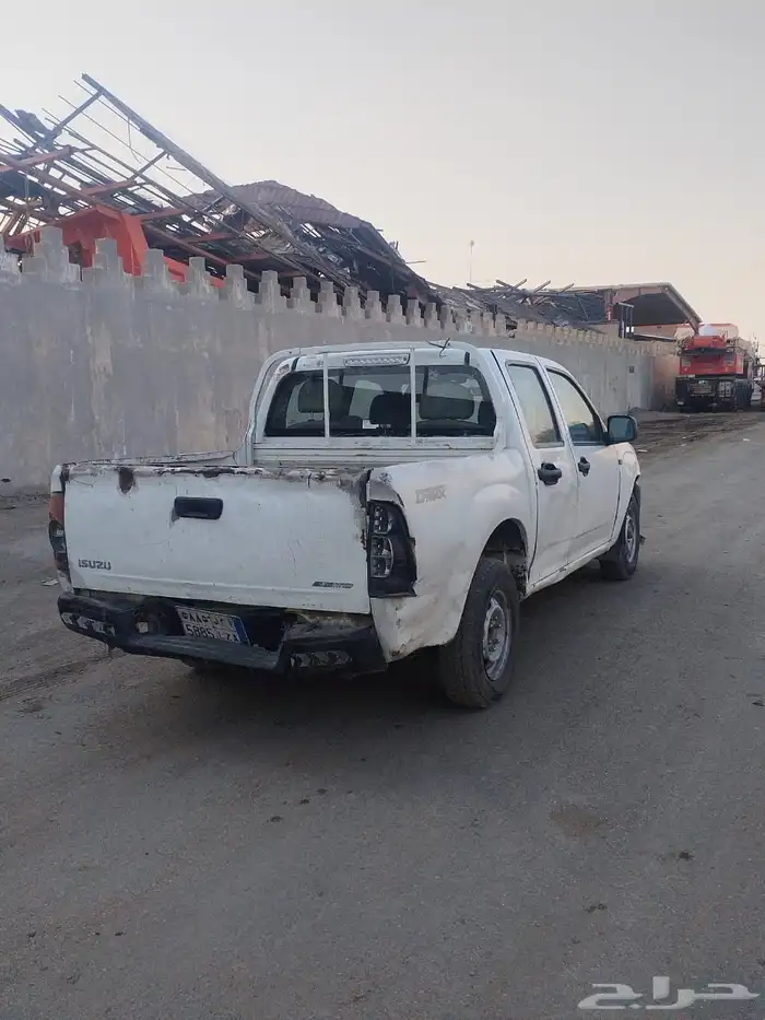 ايسوزوز ديماكس غمارتين موديل 2012 2