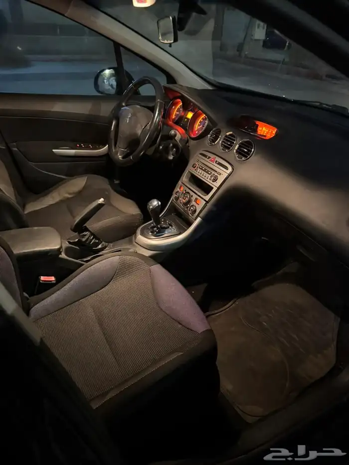 بيجو هاتشباك 9