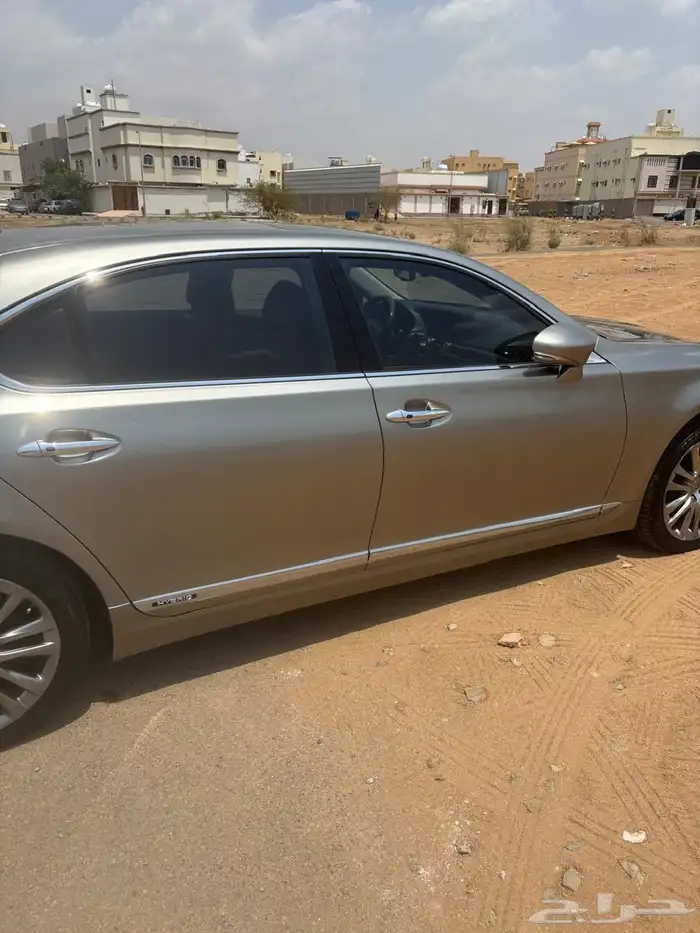 للبيع لكزس 3