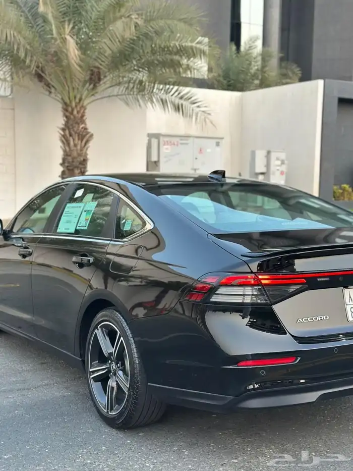 هوندا اكورد سبورت 2023 هايبرد 13