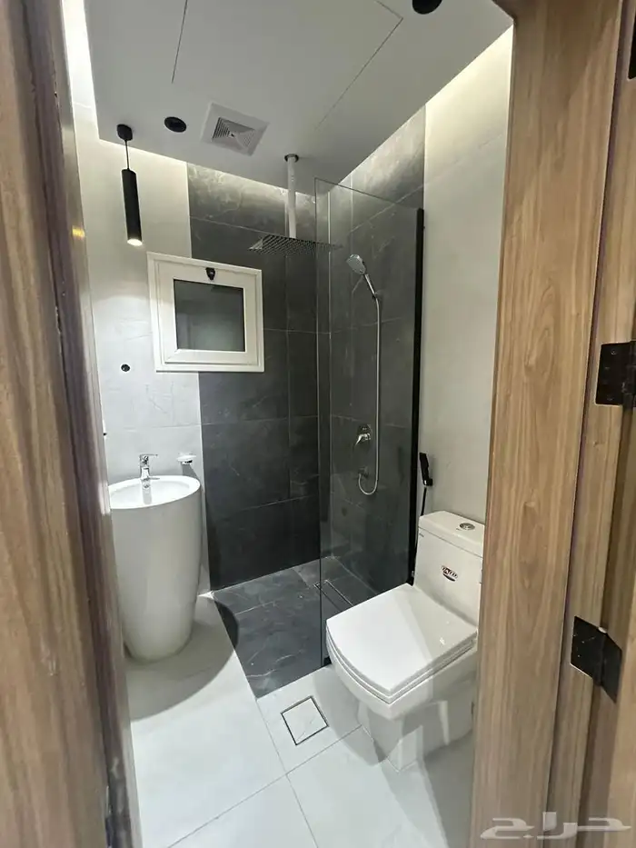 للايجار سويتات عزاب تشطيب فندقي 4