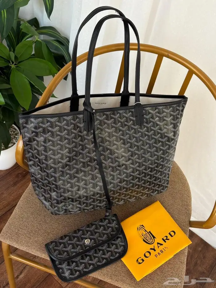 شنط درجه أولى جميع الماركات بأسعار مناسبه للدوامات وللجامعه 47