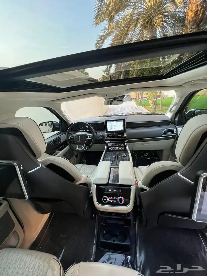 لنكولن نافيجتور 2021 اعلى فئة بريزيدنشال نظيف جدا 13