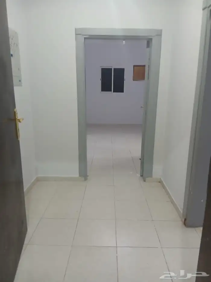 للإيجار شقه مجدده في حي الجراديه 26ألف على دفعتين 7