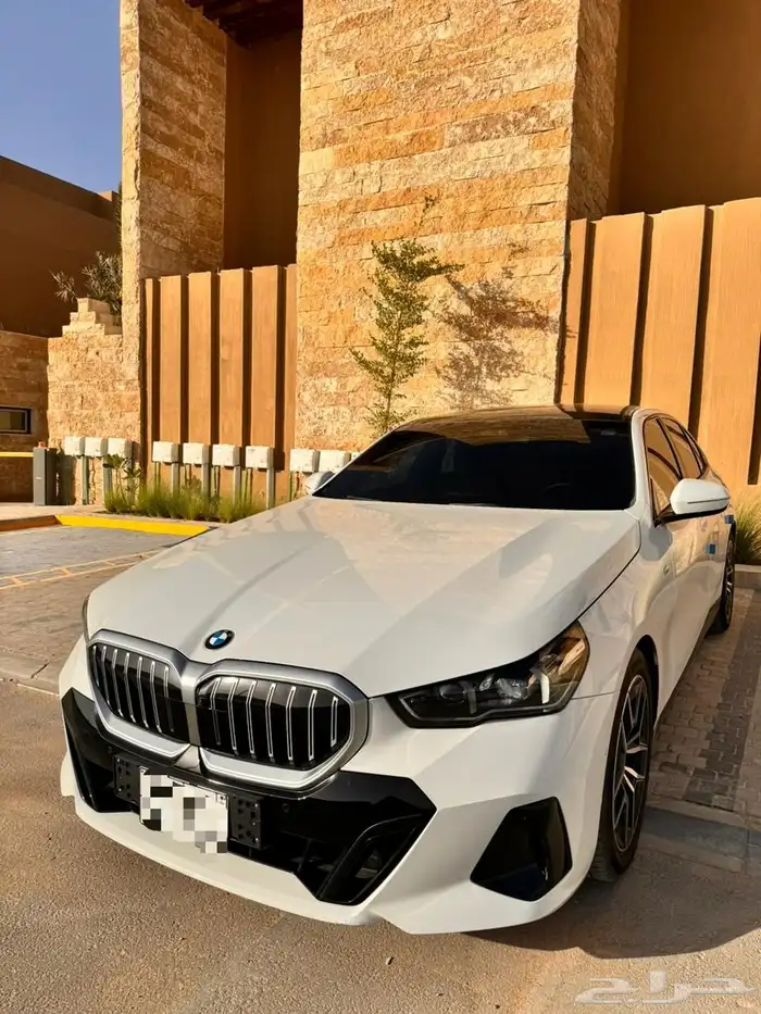 BMW 520 i M kit في حالة الوكالة 0