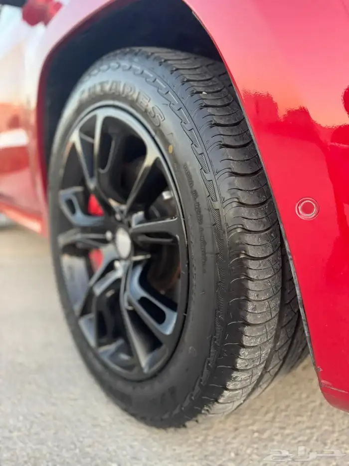 جيب جراند شروكيSRT 2015 27