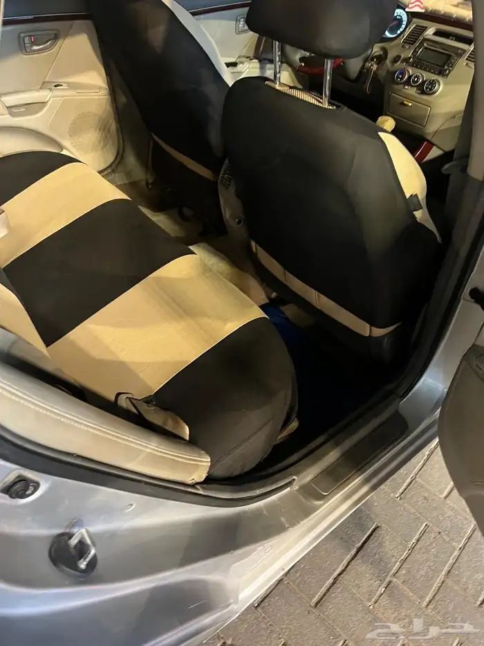 للبيع أزيرا 2008 1