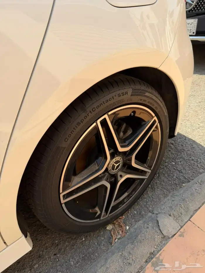 مرسيدس A200 10