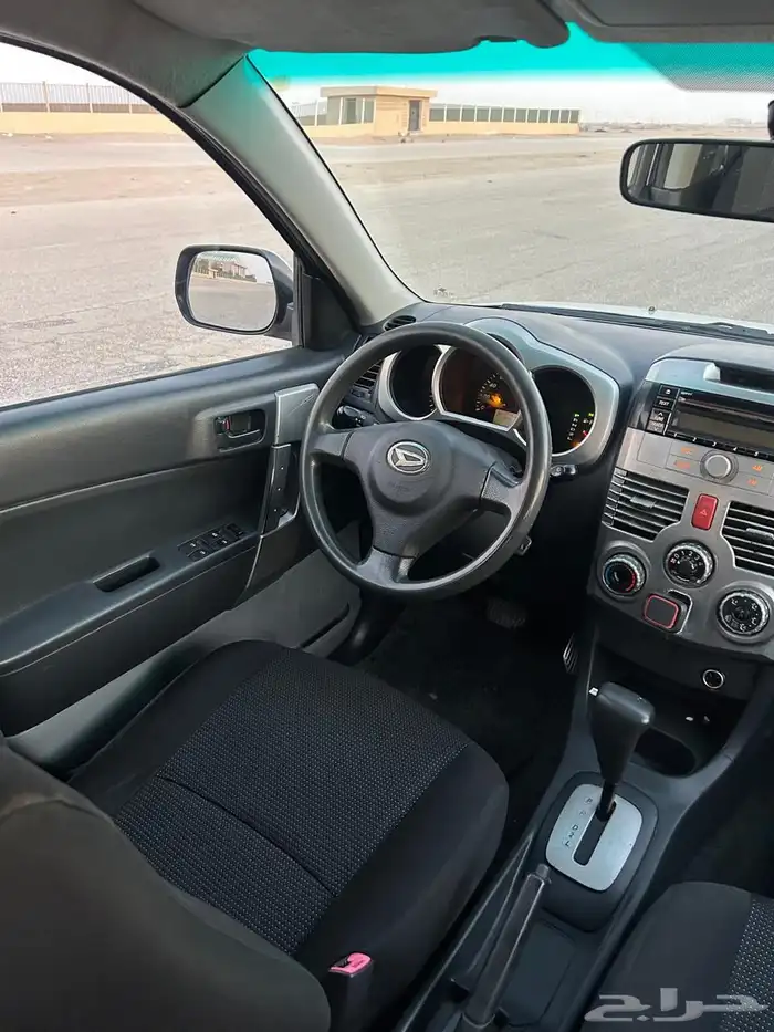 ديهاتسو يتريوس 9