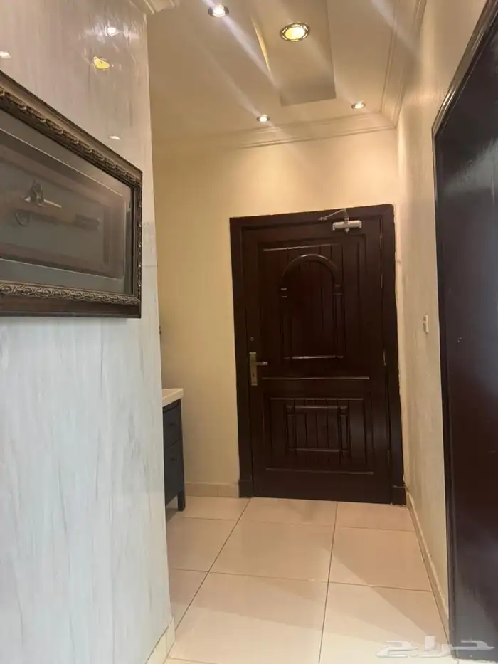 شقة للإيجار 4 غرف في المربع الذهبي بحي التيسير بجوار النهدي 4