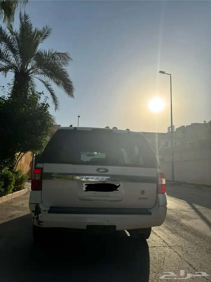 فورد اكسبديشن2015 (XLT) 8