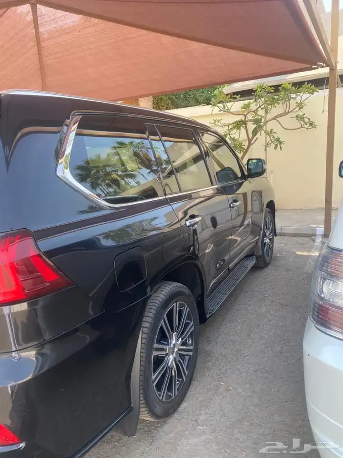 لكزس LX موديل 2019 سعودي اخو الجديد 1