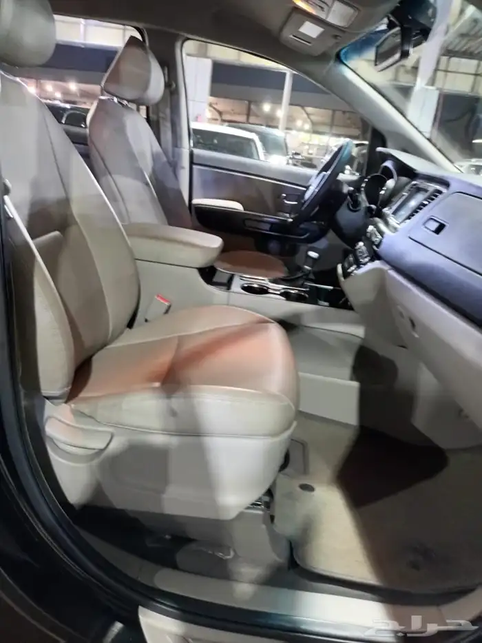 كيا كارنيفال اسود 2020 ديزل بطاقة جمركية وارد كوريا 9