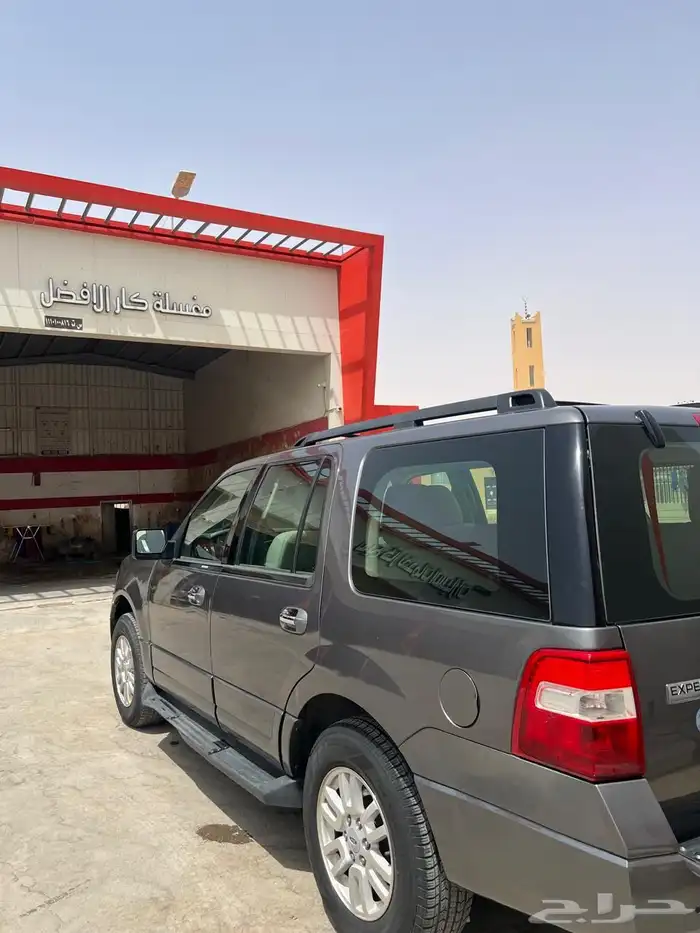 فورد اكسبيدشن 2012 قصير 1