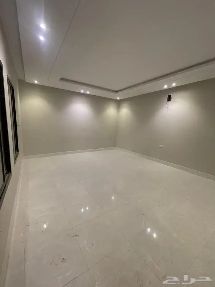 دور للايجار على نجم الدين 8