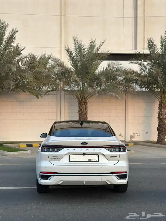 فورد توروس تيتانيوم 2023 10