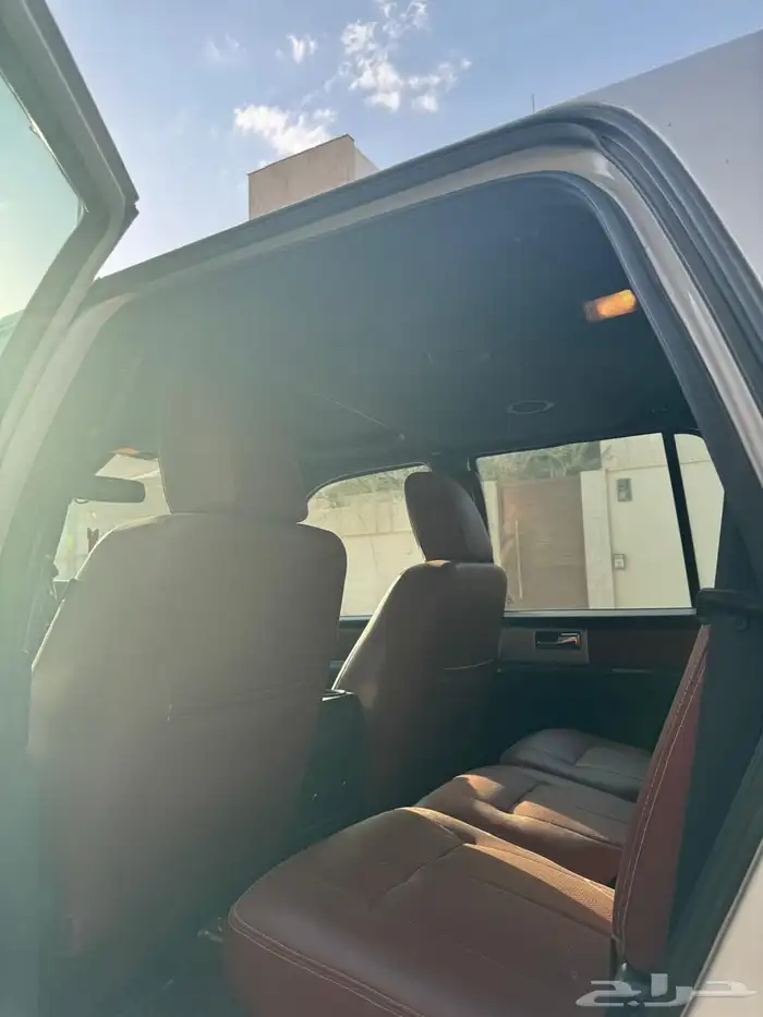 فورد اكسبديشن2015 (XLT) 11