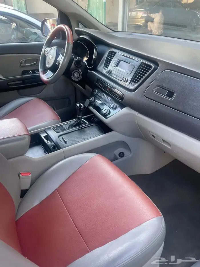 kia carnival 2016 very good condition 2