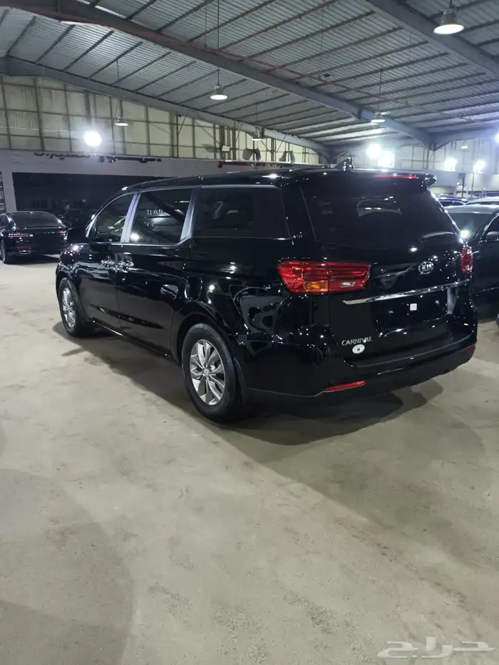 كيا كارنيفال اسود 2020 ديزل بطاقة جمركية وارد كوريا 6