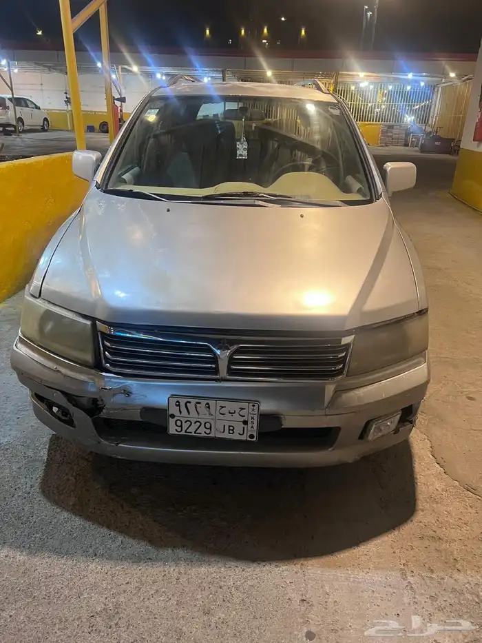 سيارة للبيع 1