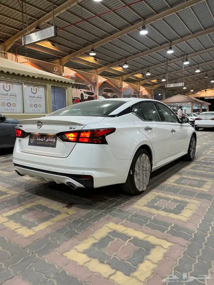 عرض خاص نيسان التيما نص فل موديل 2026 السعر 119250 3