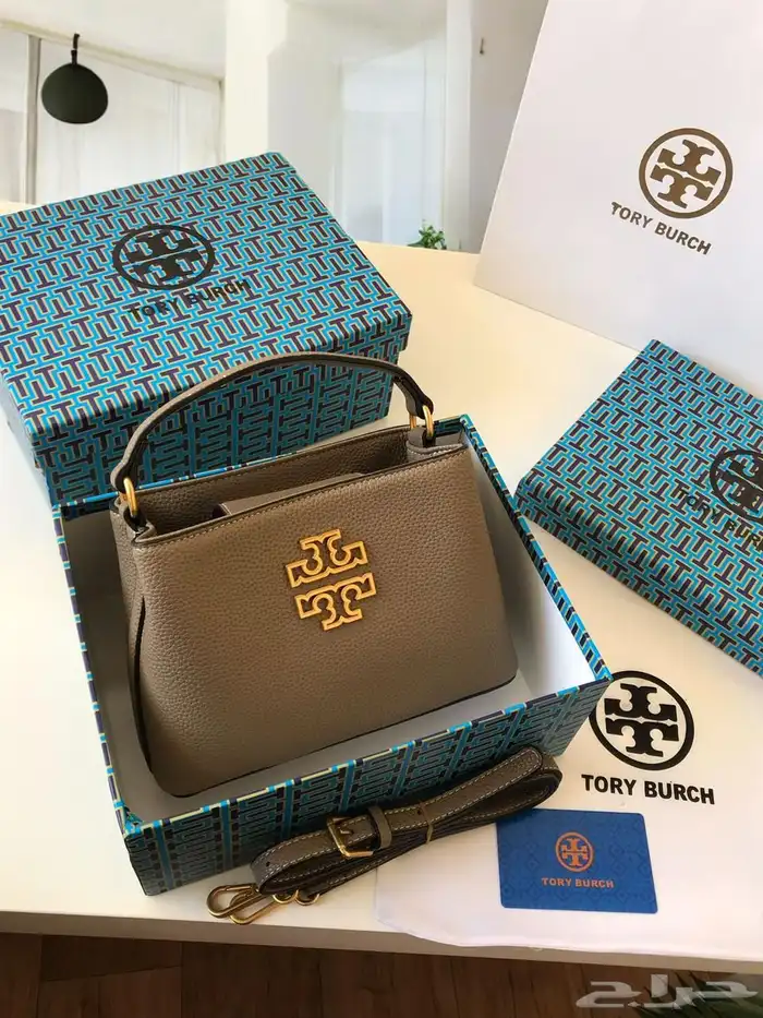 تم تمديد عرض اليوم الوطني 3 شنط ماركه ب240 فقط وتوصيل مجانا 39