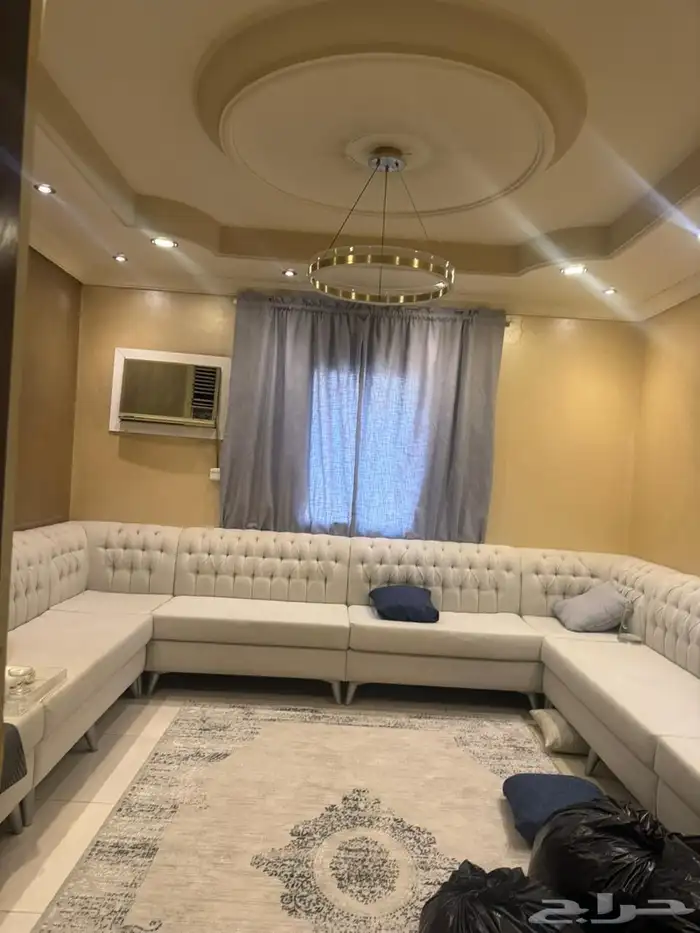 شقة للإيجار 4 غرف في المربع الذهبي بحي التيسير بجوار النهدي 1