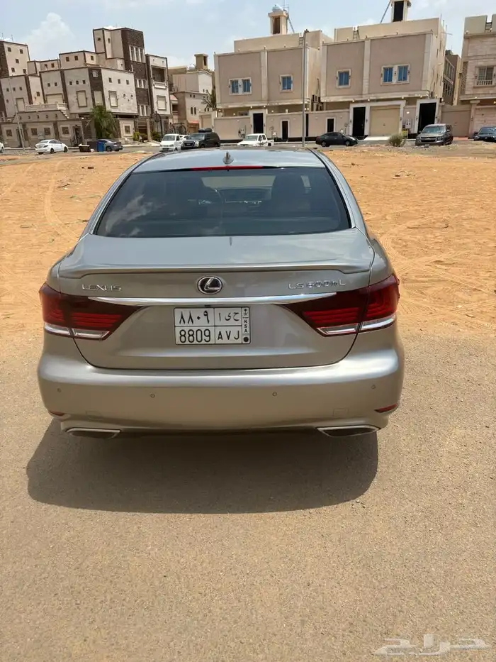للبيع لكزس 4