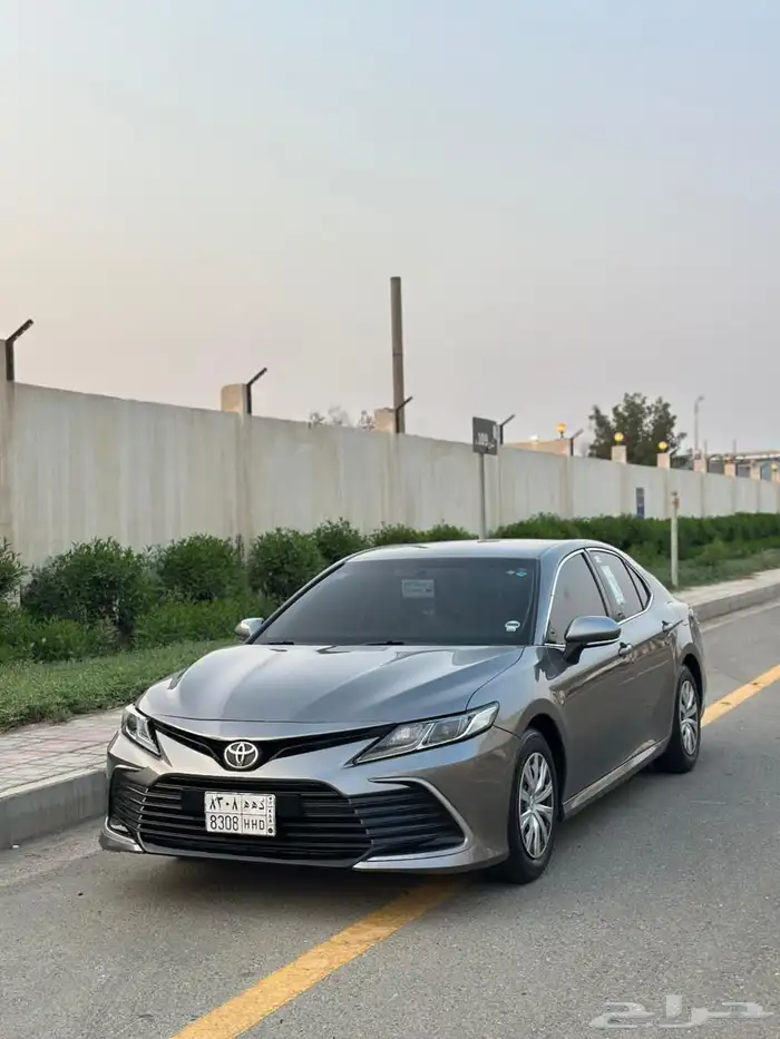 تويوتا كامري 2021 LE بنزين 1