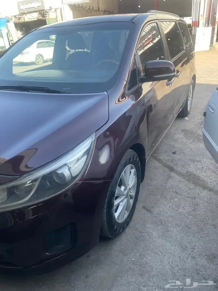 kia carnival 2016 very good condition 0