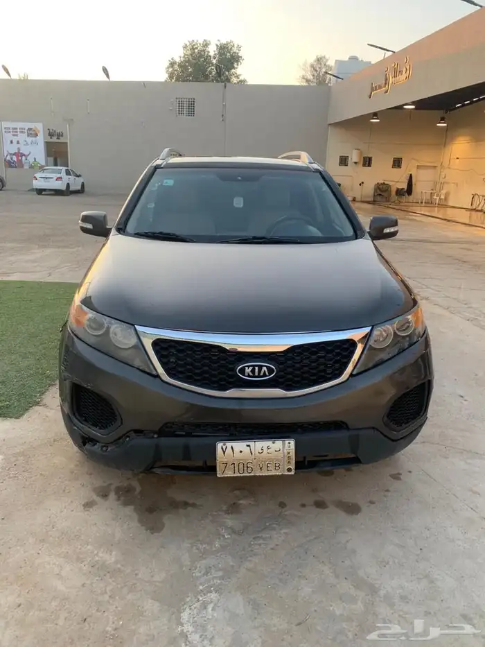 كيا سورينتو 7 مقاعد 2012 0