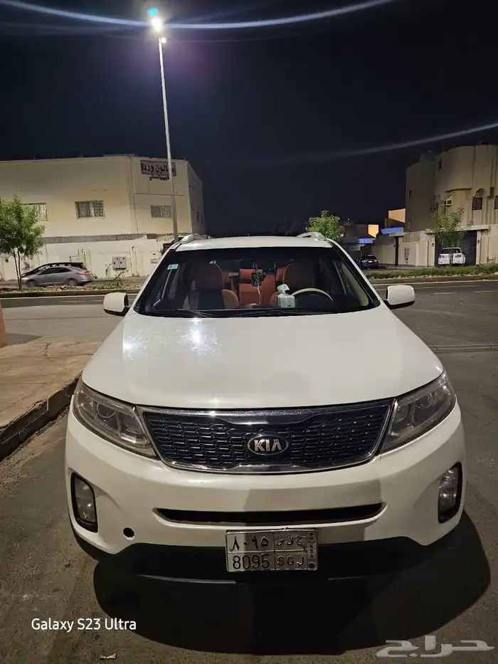 سيارة سورنتو 2015 نظيف جدا قير اوتوماتيك ممشي 273 الف 6