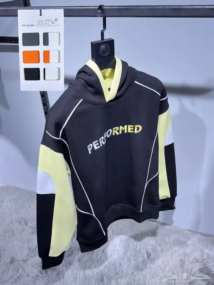 بلوفرات هودي ب40ريال خامة ممتازه جد 2025 26