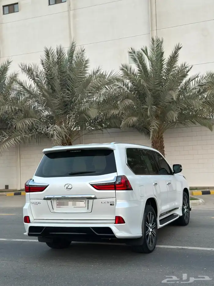 لكزس LX570 2021 سعودي شبه جديد 12