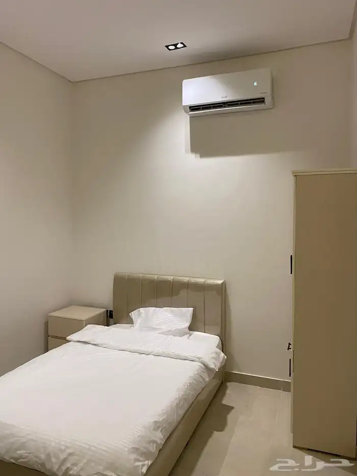 غرف عزاب مؤثث حي الخير 1400 شهري 1