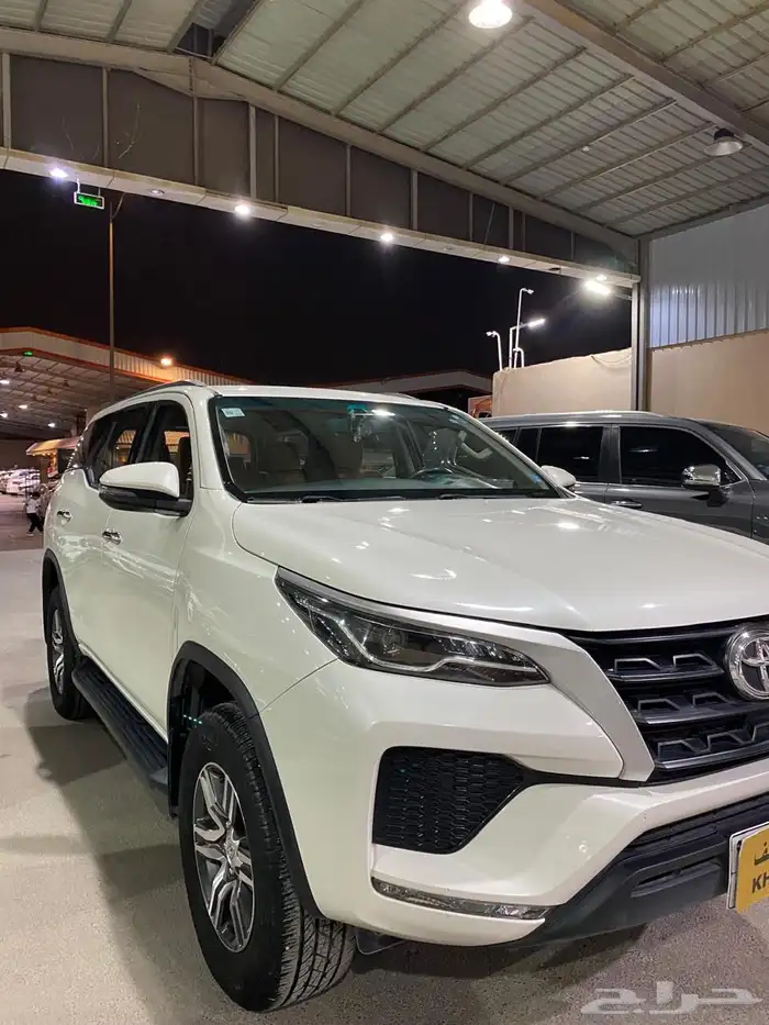 تويوتا فورتشنر 4سلندر2022 3