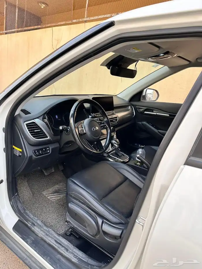 kia Seltos Model 2020 import from Korea 6