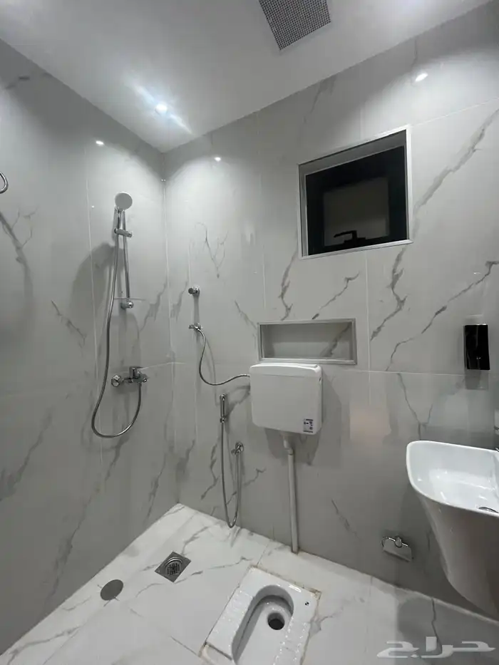 شقق مستقله فاخرة للبيع بحي الصفا 16