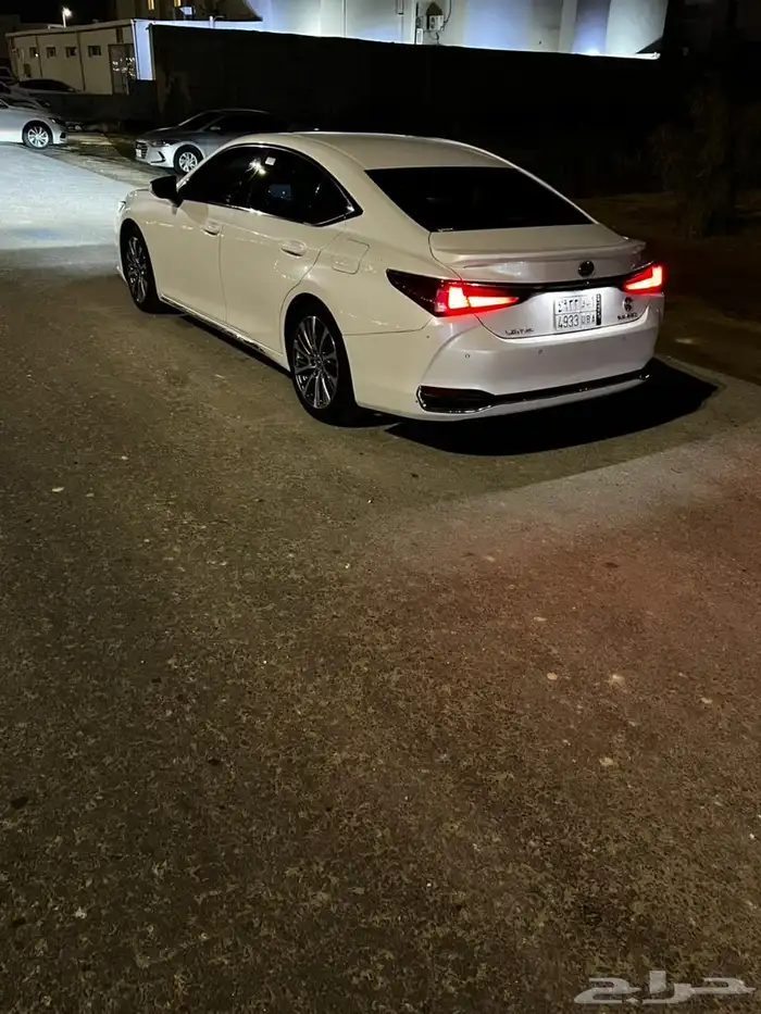 لكزس ES250 شرط الفحص 2