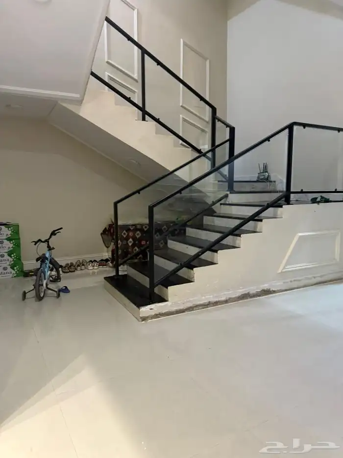 فيلا فاخره للايجار حي الرمال (مكيفات راكبه ) 6