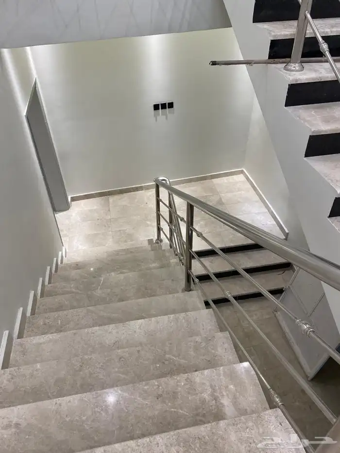 فيلا دور للبيع في شرائع المجاهدين 17