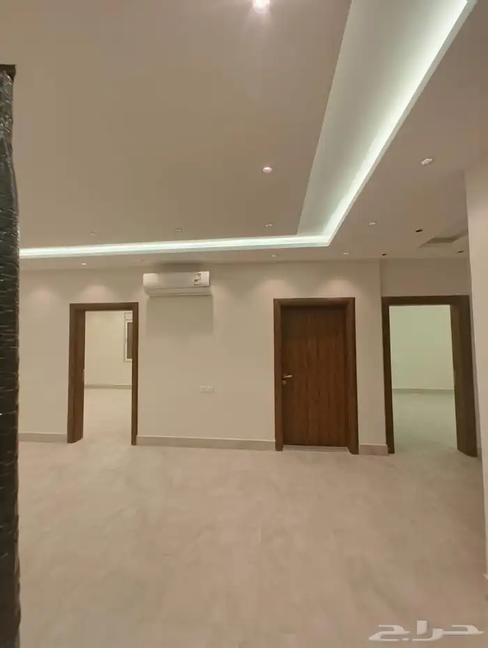 دور جديد مع السطح للإجار السنوي حي الصواري ابحر الشماليه 14