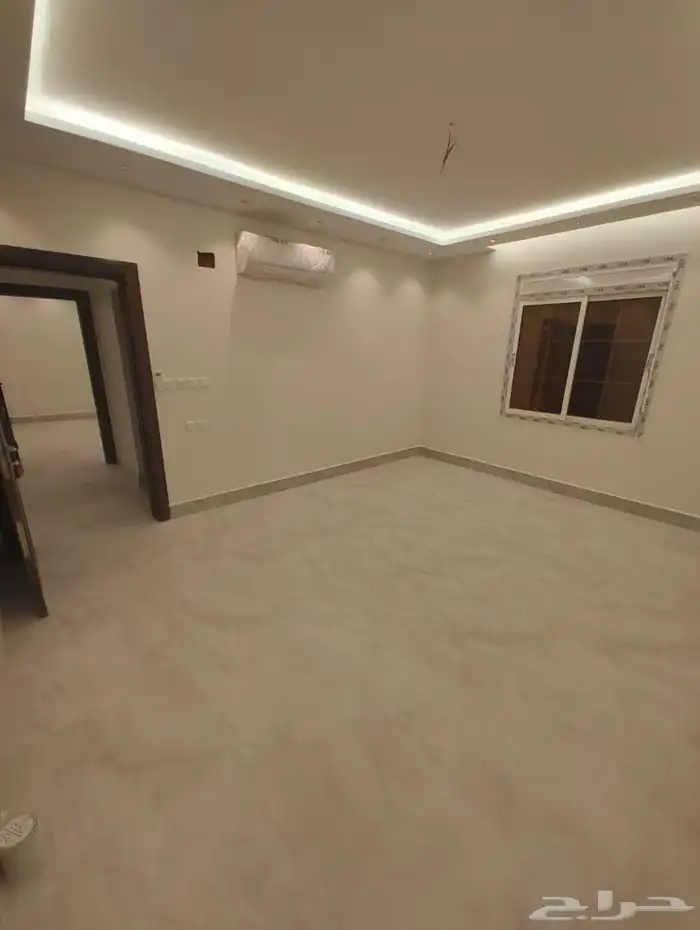 دور جديد مع السطح للإجار السنوي حي الصواري ابحر الشماليه 17
